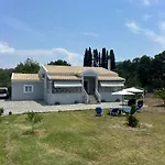 בית נופש Facen Stella ליאפאדס